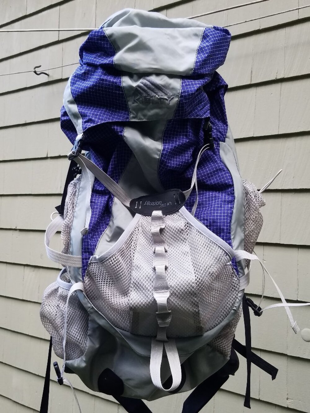 Kelty M/L womens 3500 Illusion backpack